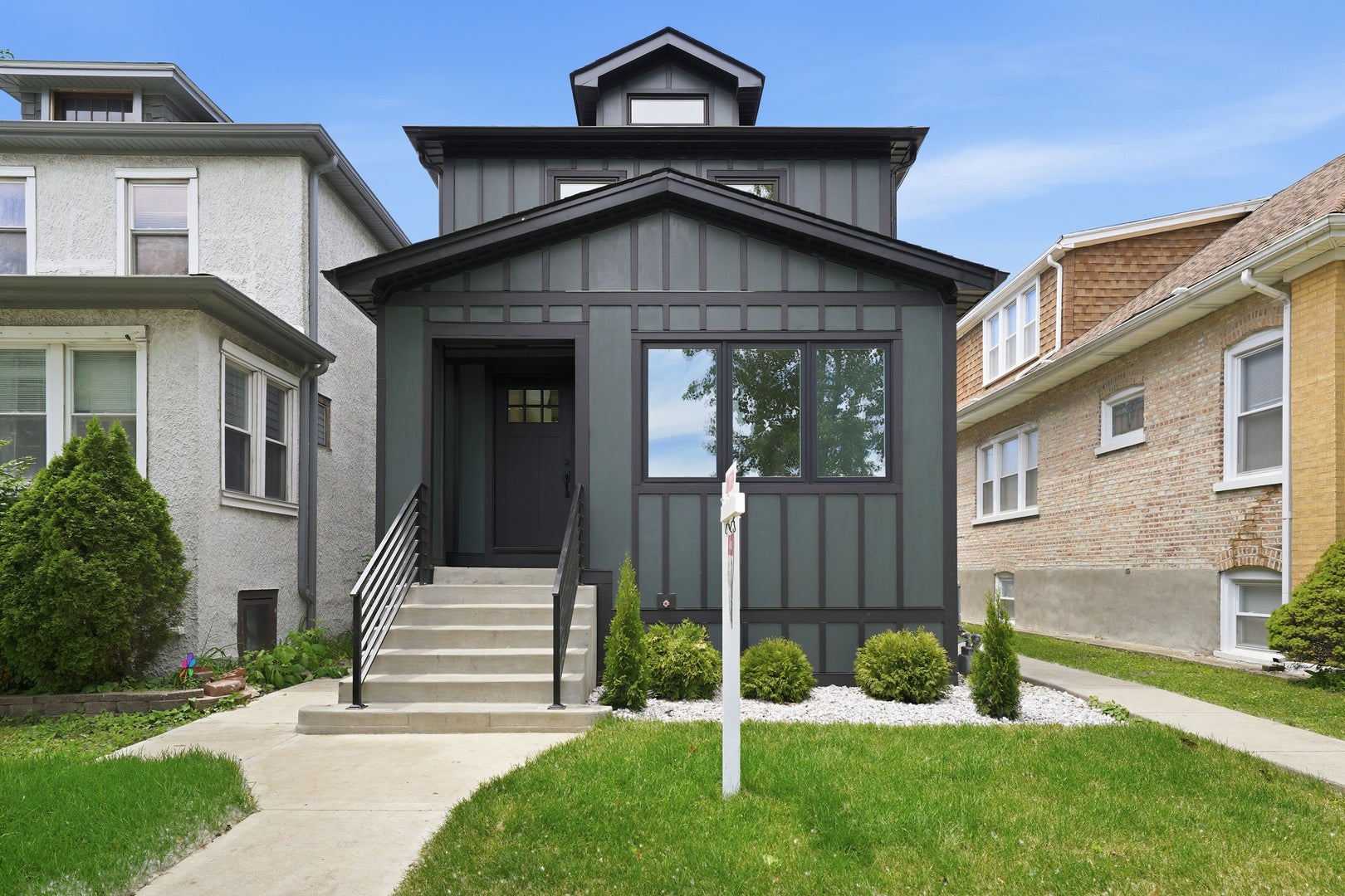 1416 Ridgeland Avenue