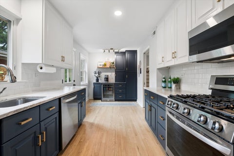 Tiny photo for 332 Scott Avenue, Glen Ellyn, IL 60137 (MLS # 12724233)