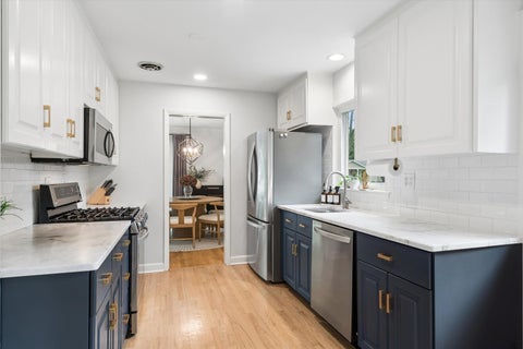 Tiny photo for 332 Scott Avenue, Glen Ellyn, IL 60137 (MLS # 12724233)