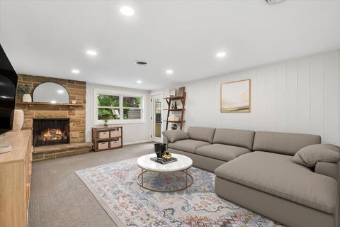 Tiny photo for 332 Scott Avenue, Glen Ellyn, IL 60137 (MLS # 12724233)