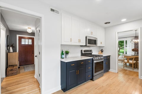 Tiny photo for 332 Scott Avenue, Glen Ellyn, IL 60137 (MLS # 12724233)