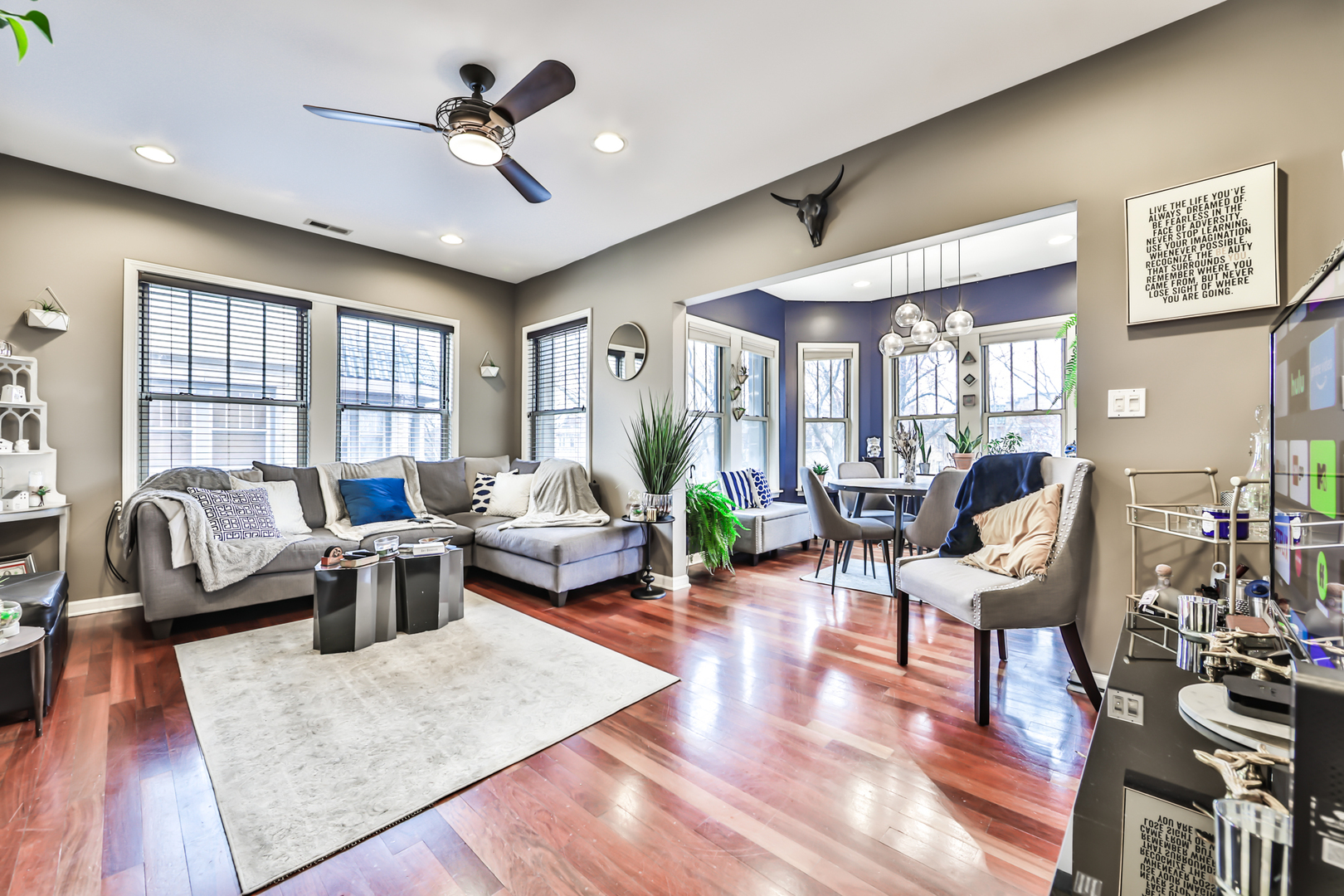 1366 W Greenleaf Avenue 3S