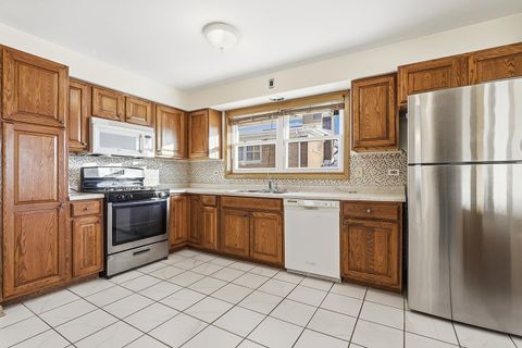 Tiny photo for 10729 Lamon Avenue, Oak Lawn, IL 60453 (MLS # 12570979)