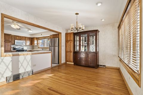 Tiny photo for 10729 Lamon Avenue, Oak Lawn, IL 60453 (MLS # 12570979)