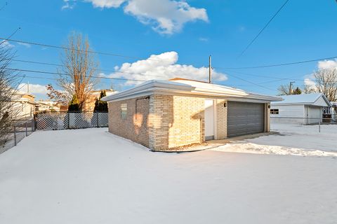 Tiny photo for 10729 Lamon Avenue, Oak Lawn, IL 60453 (MLS # 12570979)