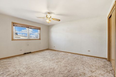 Tiny photo for 10729 Lamon Avenue, Oak Lawn, IL 60453 (MLS # 12570979)