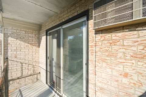 Tiny photo for 1111 Bloomingdale Road #1A, Glendale Heights, IL 60139 (MLS # 12472791)