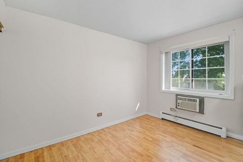 Tiny photo for 1111 Bloomingdale Road #1A, Glendale Heights, IL 60139 (MLS # 12472791)