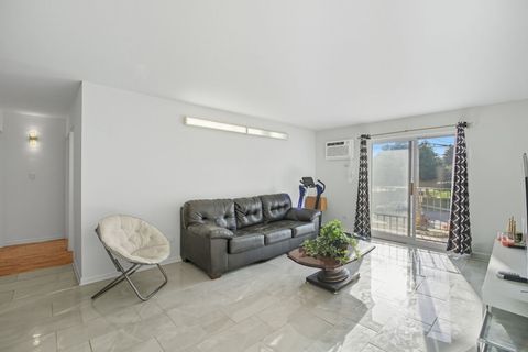 Tiny photo for 1111 Bloomingdale Road #1A, Glendale Heights, IL 60139 (MLS # 12472791)