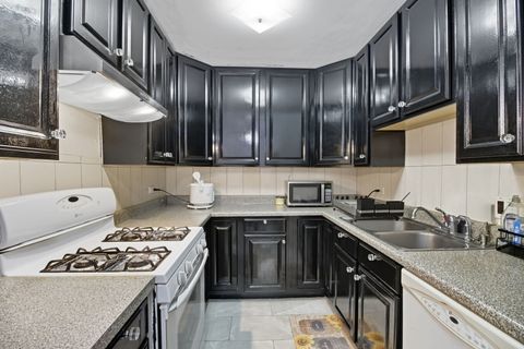 Tiny photo for 1111 Bloomingdale Road #1A, Glendale Heights, IL 60139 (MLS # 12472791)