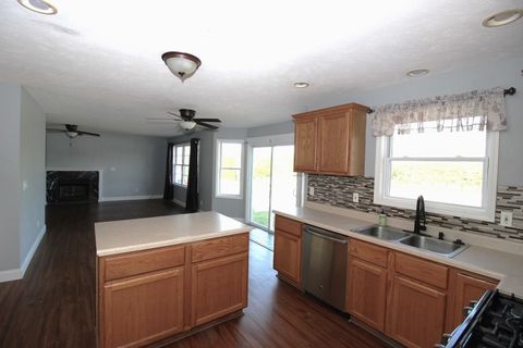Tiny photo for Mackinaw, IL 61755 (MLS # 12529301)