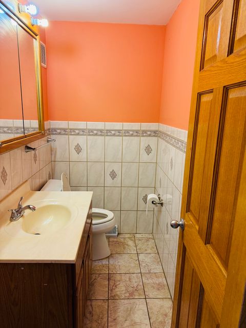 Tiny photo for 2017 Pine Street #B, Des Plaines, IL 60018 (MLS # 12459311)