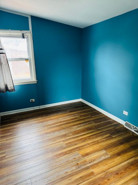 Tiny photo for 2017 Pine Street #B, Des Plaines, IL 60018 (MLS # 12459311)