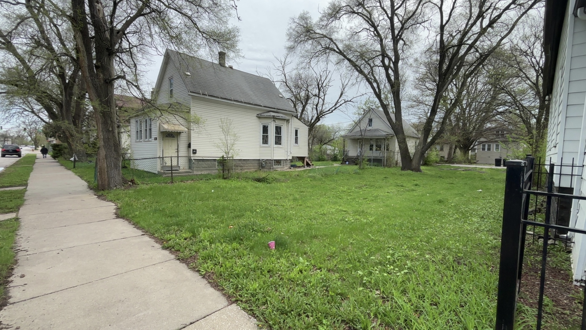 10721 S Wentworth Avenue