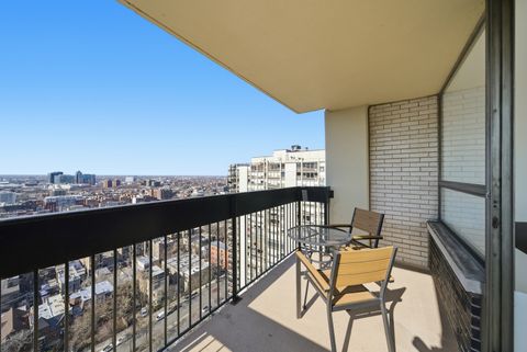 Tiny photo for 1355 N Sandburg Terrace #2801, Chicago, IL 60610 (MLS # 12578904)