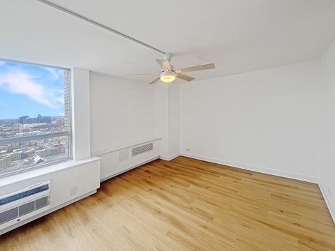 Tiny photo for 1355 N Sandburg Terrace #2801, Chicago, IL 60610 (MLS # 12578904)