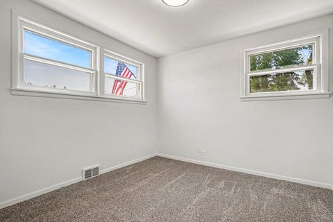 Tiny photo for 2300 Atlantic Avenue, Melrose Park, IL 60164 (MLS # 12649882)