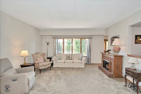 Tiny photo for 13129 Timber Trail #202, Palos Heights, IL 60463 (MLS # 12667694)