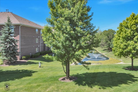 Tiny photo for 13129 Timber Trail #202, Palos Heights, IL 60463 (MLS # 12667694)