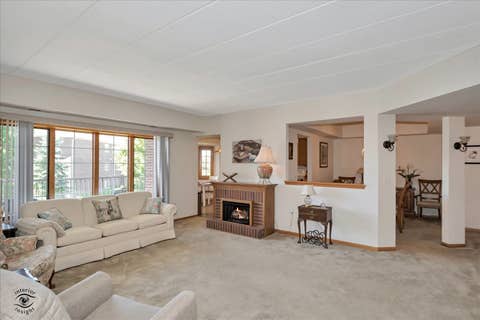 Tiny photo for 13129 Timber Trail #202, Palos Heights, IL 60463 (MLS # 12667694)