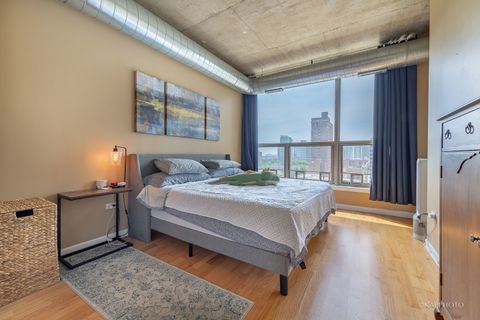 Tiny photo for 125 E 13TH Street #1113, Chicago, IL 60605 (MLS # 12443770)