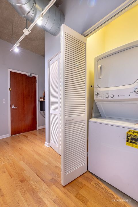 Tiny photo for 125 E 13TH Street #1113, Chicago, IL 60605 (MLS # 12443770)