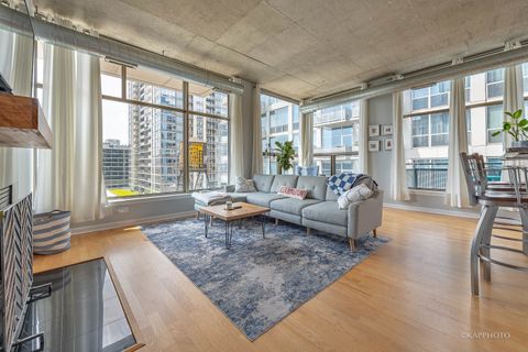 Tiny photo for 125 E 13TH Street #1113, Chicago, IL 60605 (MLS # 12443770)