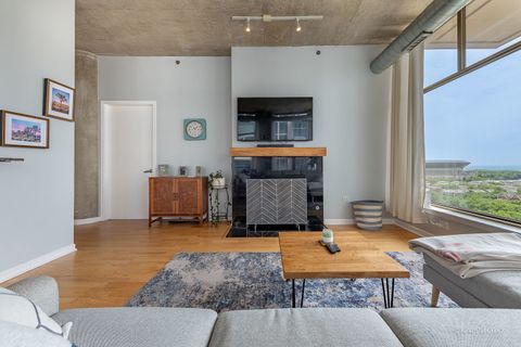 Tiny photo for 125 E 13TH Street #1113, Chicago, IL 60605 (MLS # 12443770)