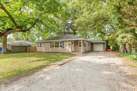 Tiny photo for 1307 S Western Avenue, Champaign, IL 61821 (MLS # 12750616)