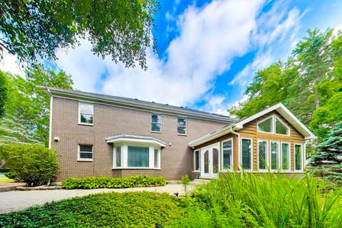 Tiny photo for 249 WILSHIRE Road, Lake Forest, IL 60045 (MLS # 12720173)