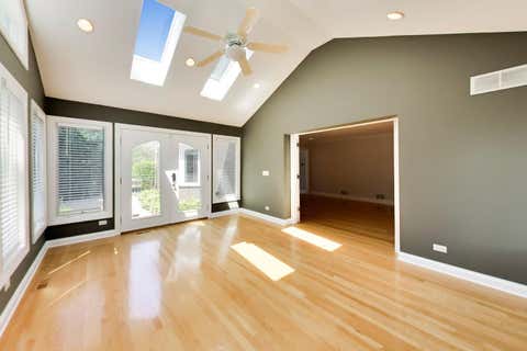 Tiny photo for 249 WILSHIRE Road, Lake Forest, IL 60045 (MLS # 12720173)