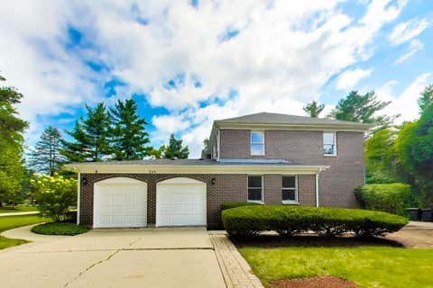Tiny photo for 249 WILSHIRE Road, Lake Forest, IL 60045 (MLS # 12720173)
