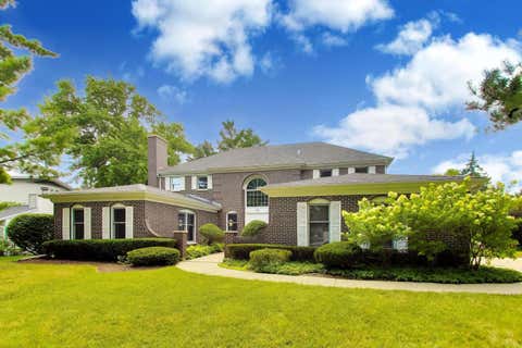 Tiny photo for 249 WILSHIRE Road, Lake Forest, IL 60045 (MLS # 12720173)