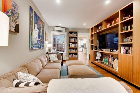 Tiny photo for 710 Washington Street, Evanston, IL 60202 (MLS # 12601743)