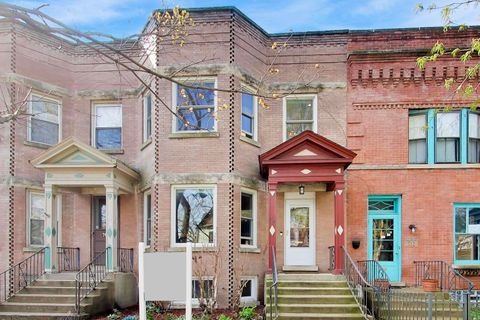 Photo of 710 Washington Street, Evanston, IL 60202 (MLS # 12601743)