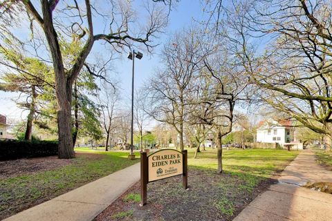 Tiny photo for 710 Washington Street, Evanston, IL 60202 (MLS # 12601743)