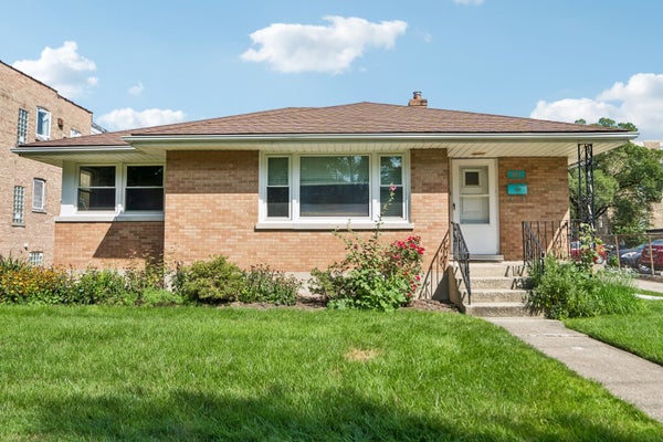 214 ROCKFORD AVE, FOREST PARK, IL 60130 - Image fb9f7360b7e10ed57efa2cd40f26191f/1757955373