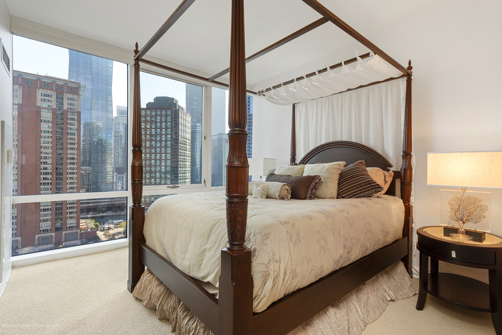 Chicago, Illinois 60611, United States, 3 Bedrooms Bedrooms, ,3 BathroomsBathrooms,Residential,Active,230737