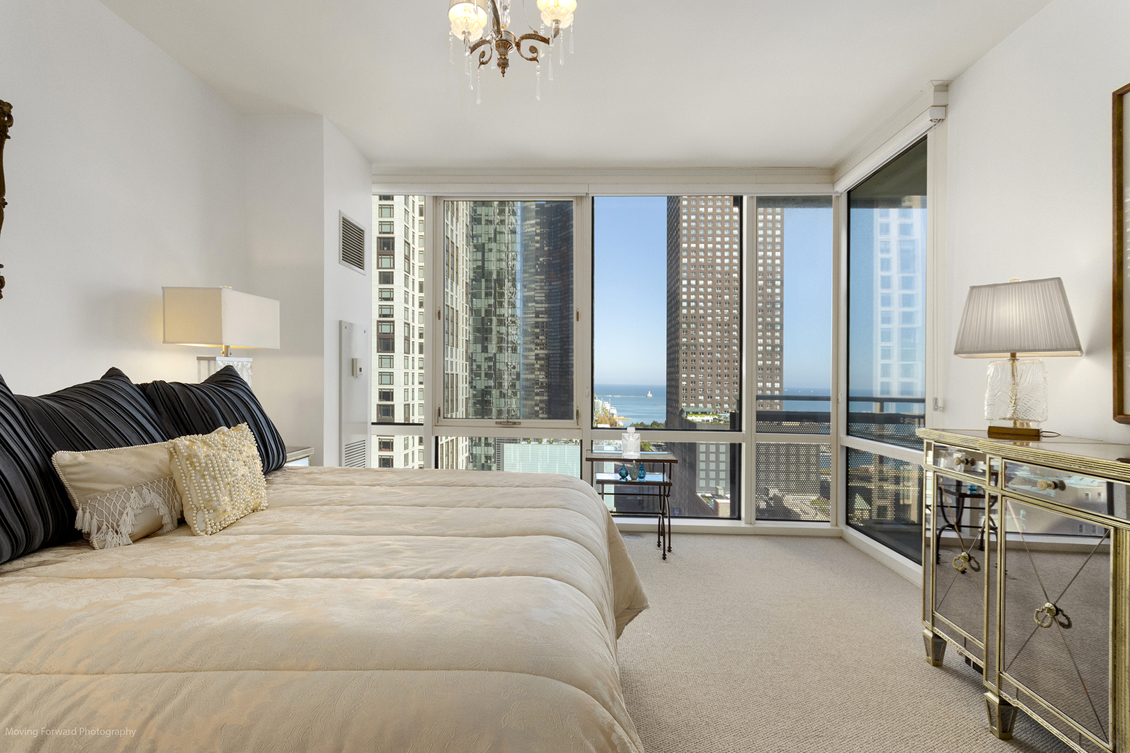 Chicago, Illinois 60611, United States, 3 Bedrooms Bedrooms, ,3 BathroomsBathrooms,Residential,Active,230737