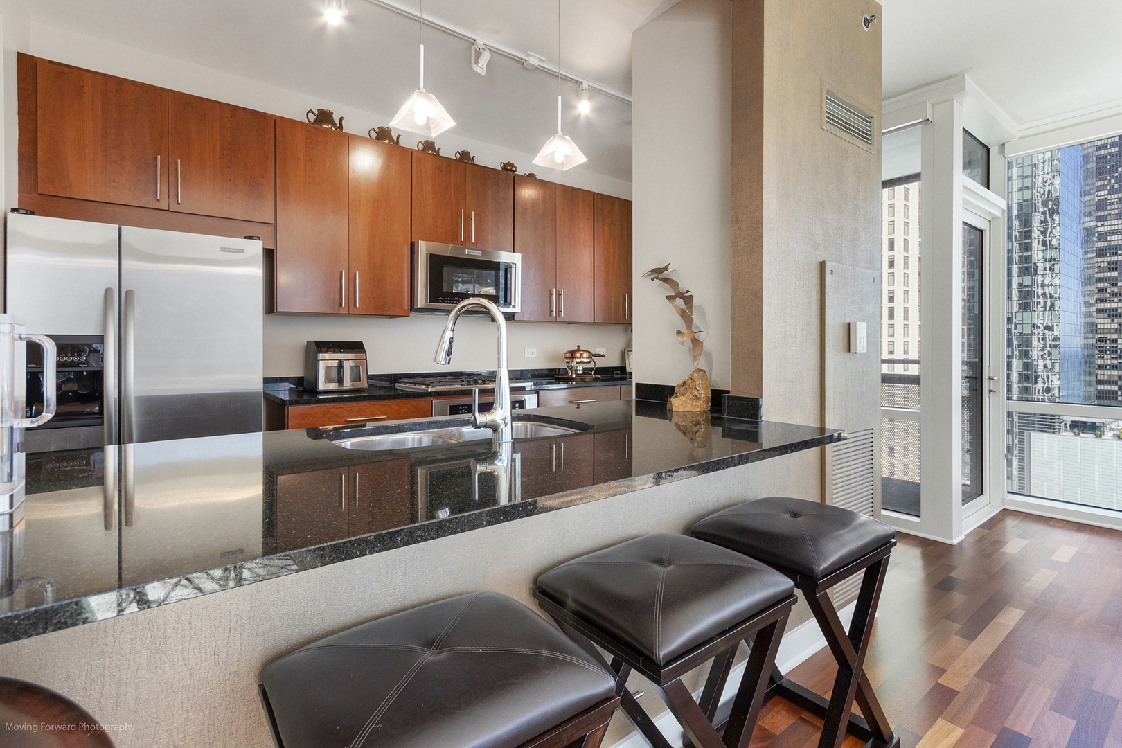 Chicago, Illinois 60611, United States, 3 Bedrooms Bedrooms, ,3 BathroomsBathrooms,Residential,Active,230737