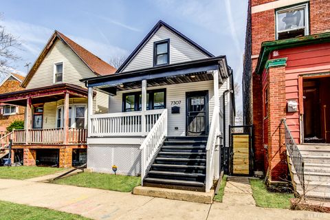 Tiny photo for 7307 S Peoria Street, Chicago, IL 60621 (MLS # 12598560)