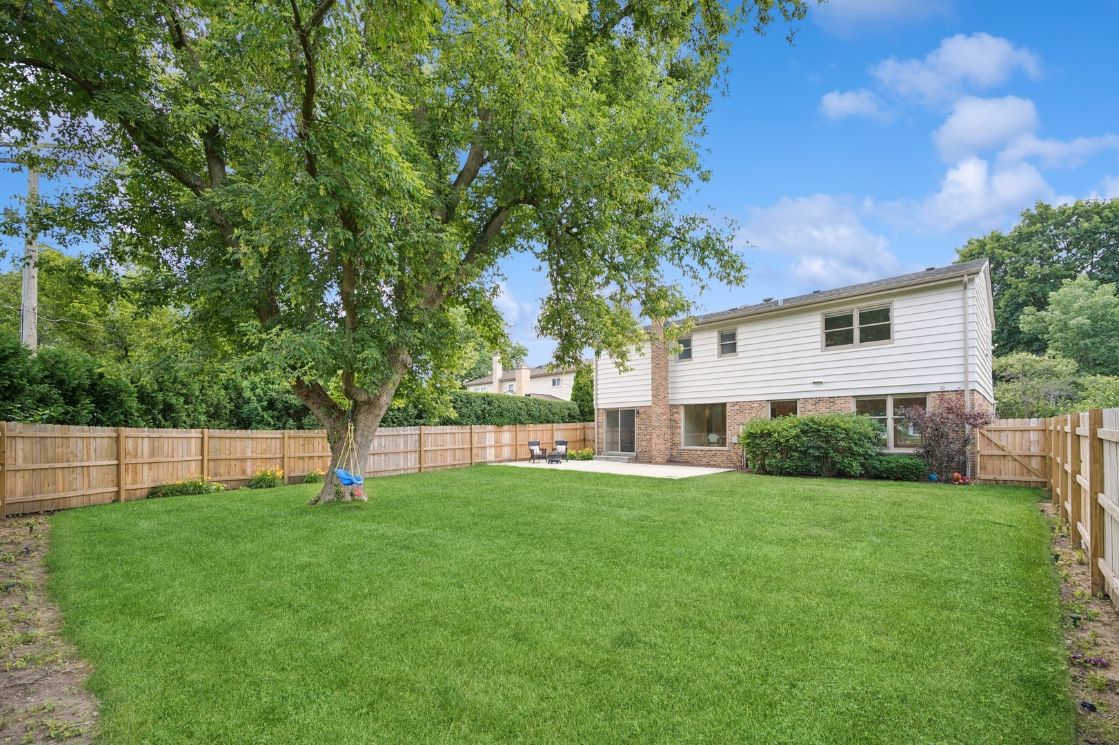 2416 Birchwood Lane