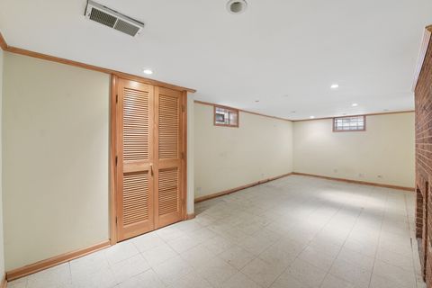 Tiny photo for 1736 Keeney Street, Evanston, IL 60202 (MLS # 12584944)