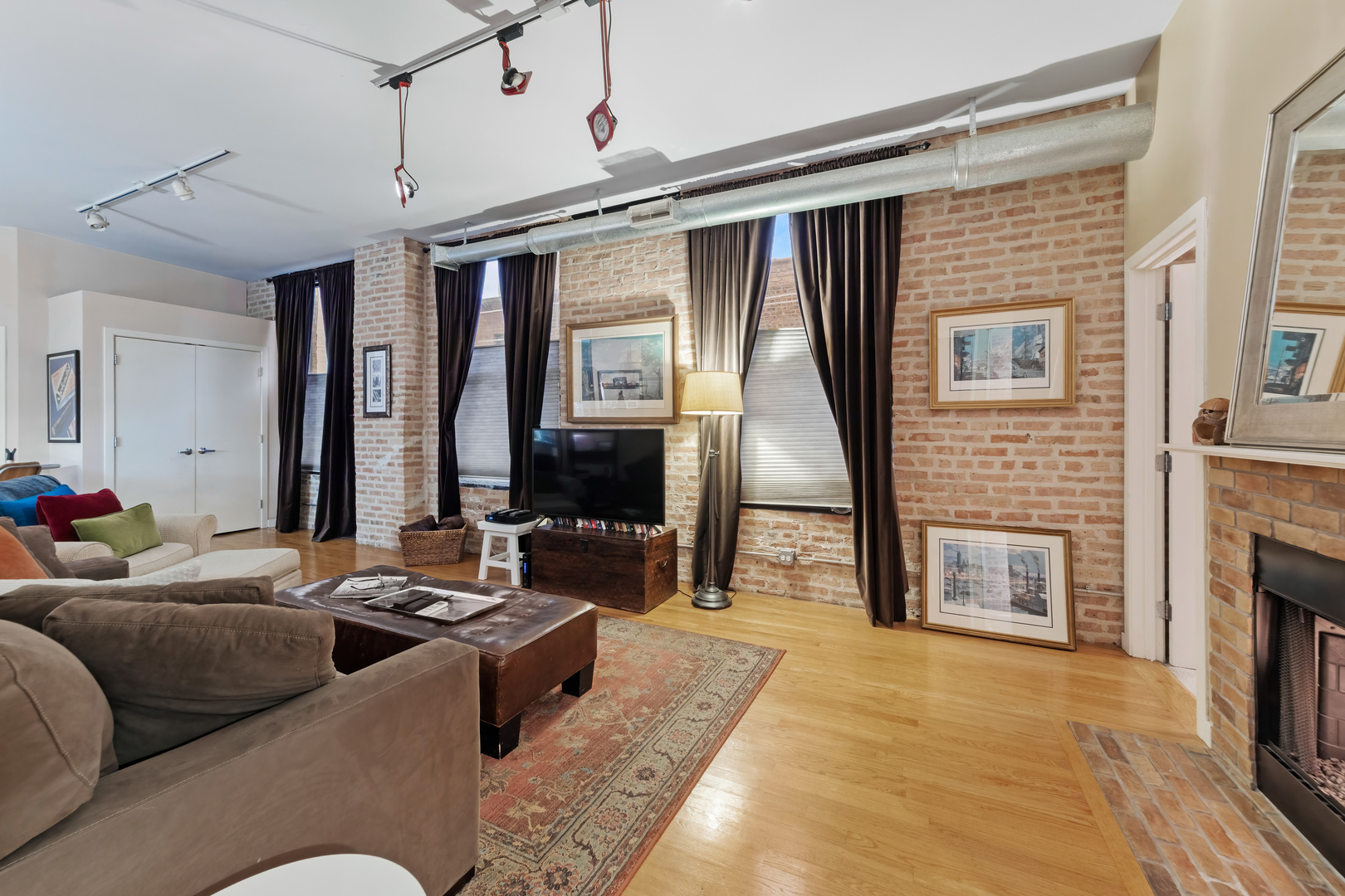 2013 W Concord Place CH-2