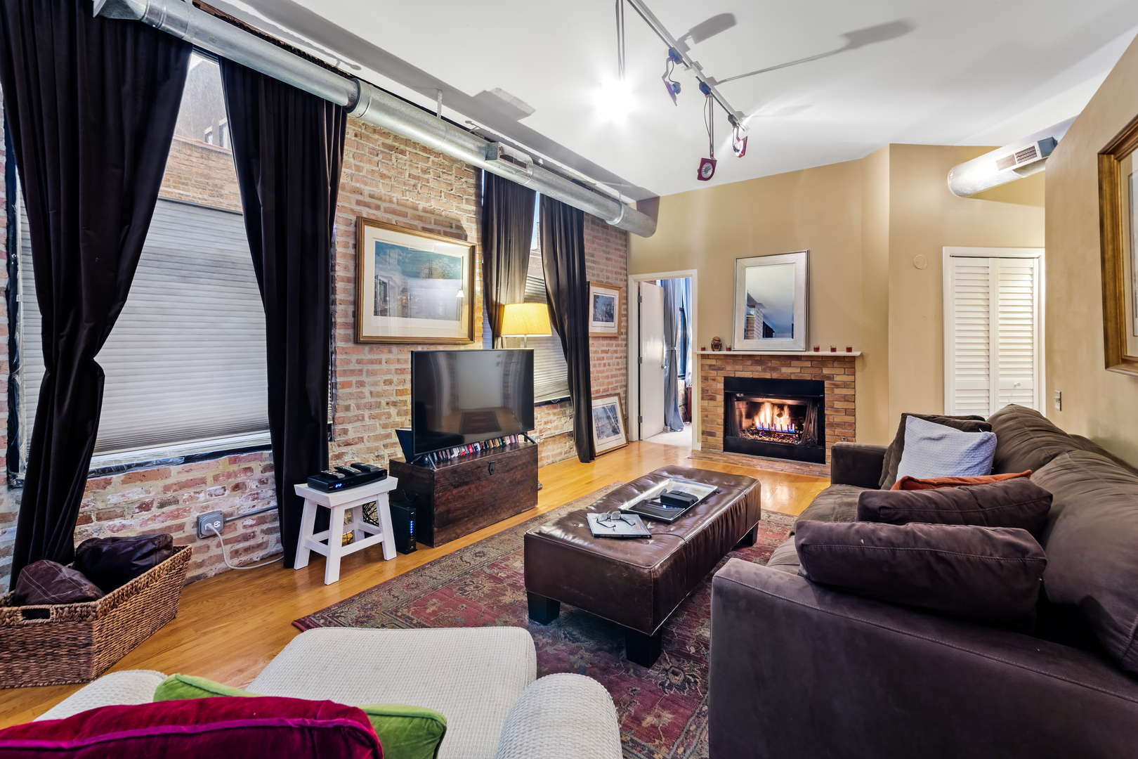 2013 W Concord Place CH-2