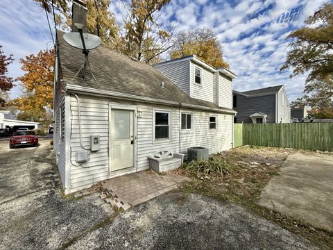 Tiny photo for 145 W PARK Drive, Lombard, IL 60148 (MLS # 12528179)