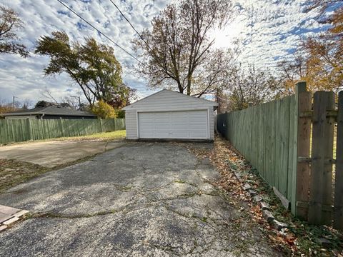 Tiny photo for 145 W PARK Drive, Lombard, IL 60148 (MLS # 12528179)