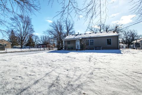 A home in Crest Hill