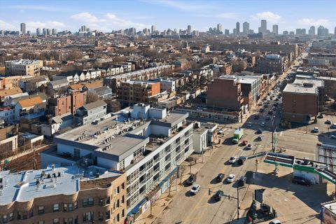 Tiny photo for 1610 W Fullerton Avenue #207, Chicago, IL 60614 (MLS # 12593504)