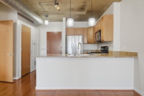 Tiny photo for 1610 W Fullerton Avenue #207, Chicago, IL 60614 (MLS # 12593504)
